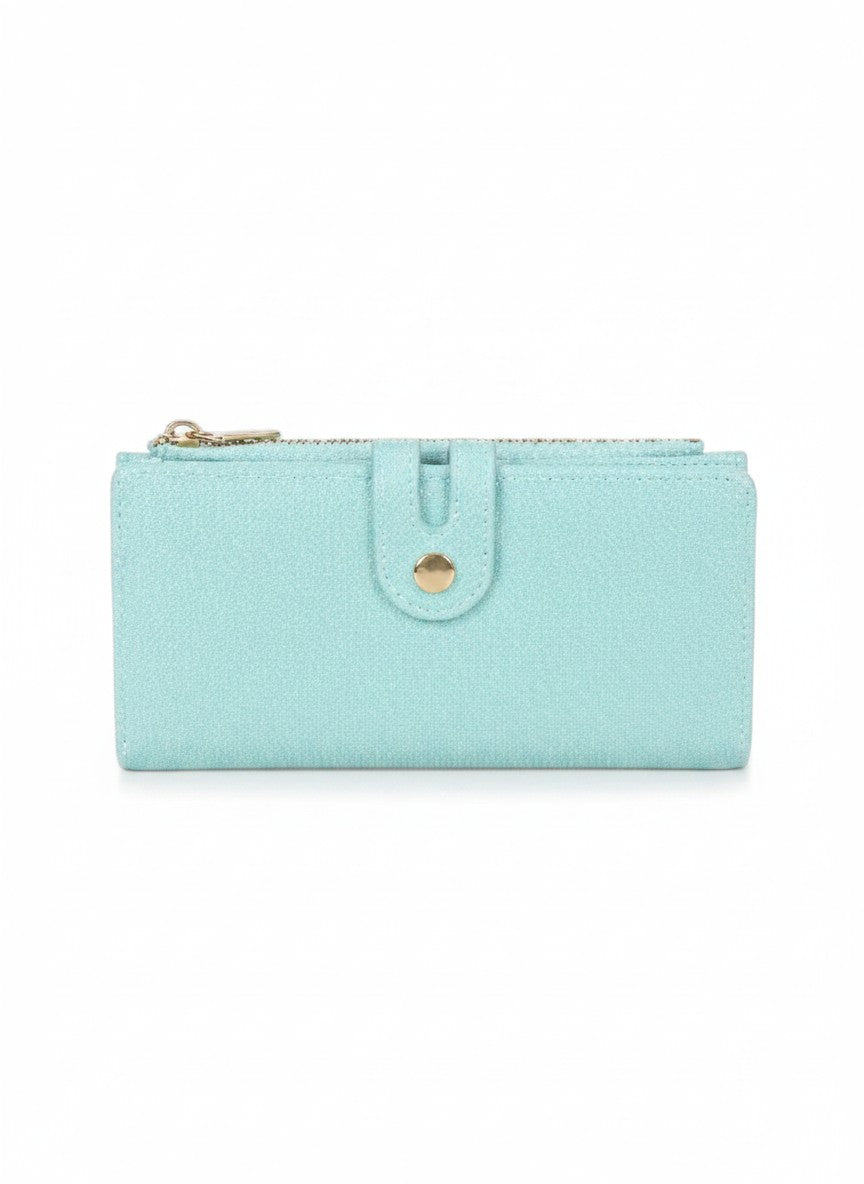  
Cartera grande mujer color aqua con zipper y botón dorado, acabado mate – DALALI