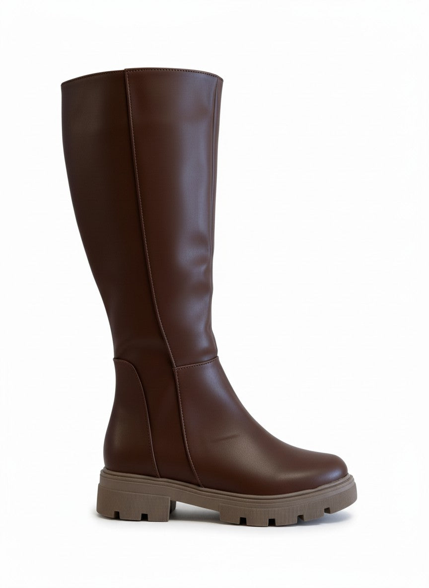Bota de piso alta negra suela chunky caña larga  – ARCE