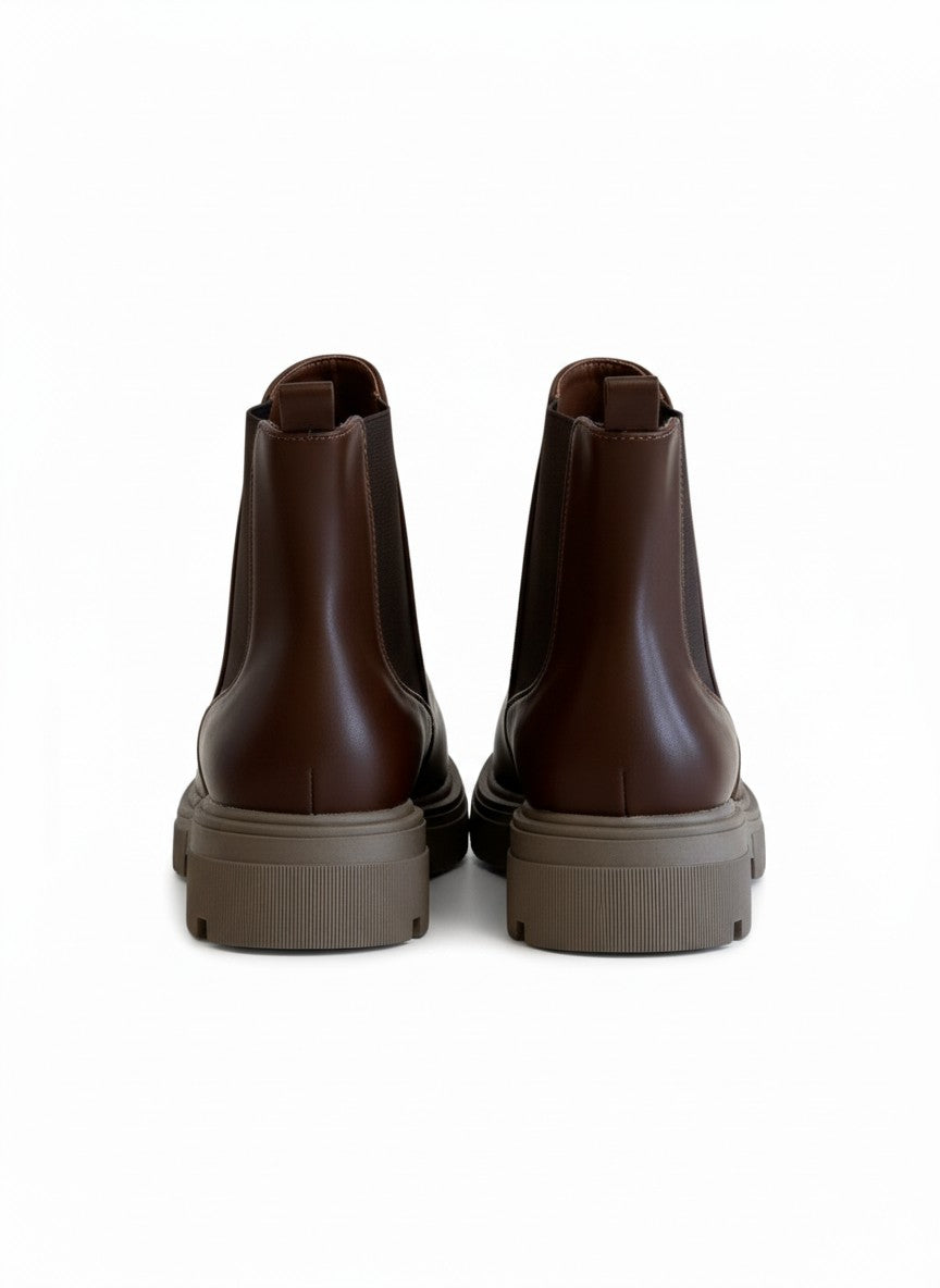 Bota corta tipo botín de piso suela chunky – PANAMÁ