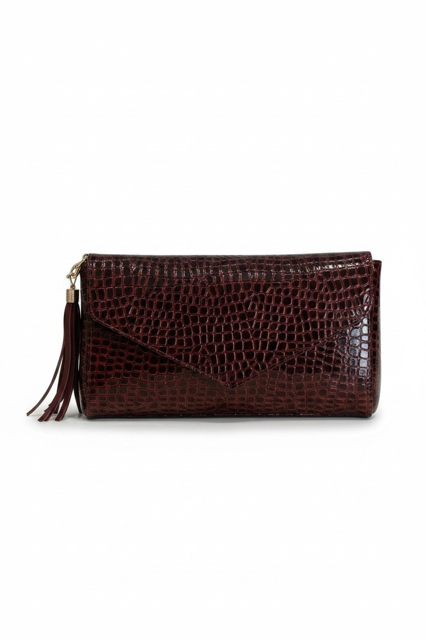 Bolso clutch tipo sobre con textura croc – DIVA