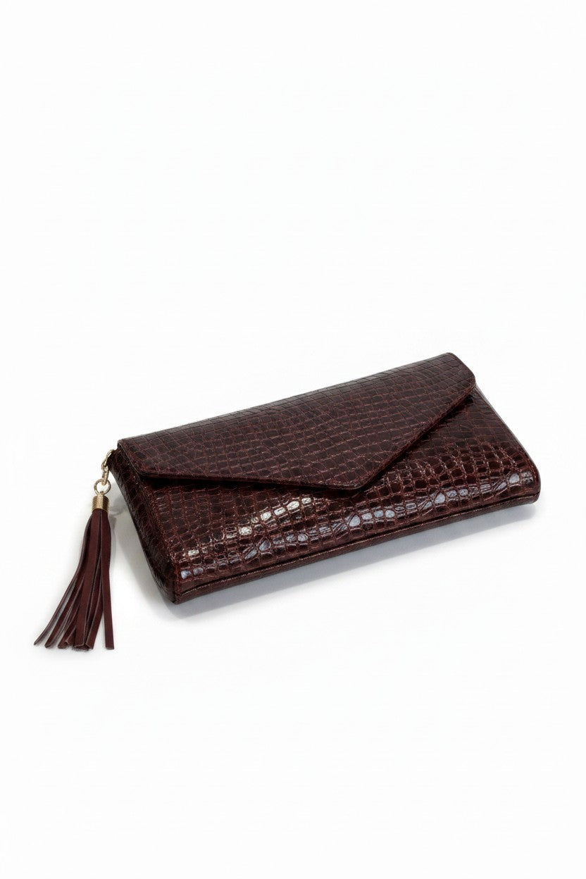 Bolso clutch tipo sobre con textura croc – DIVA