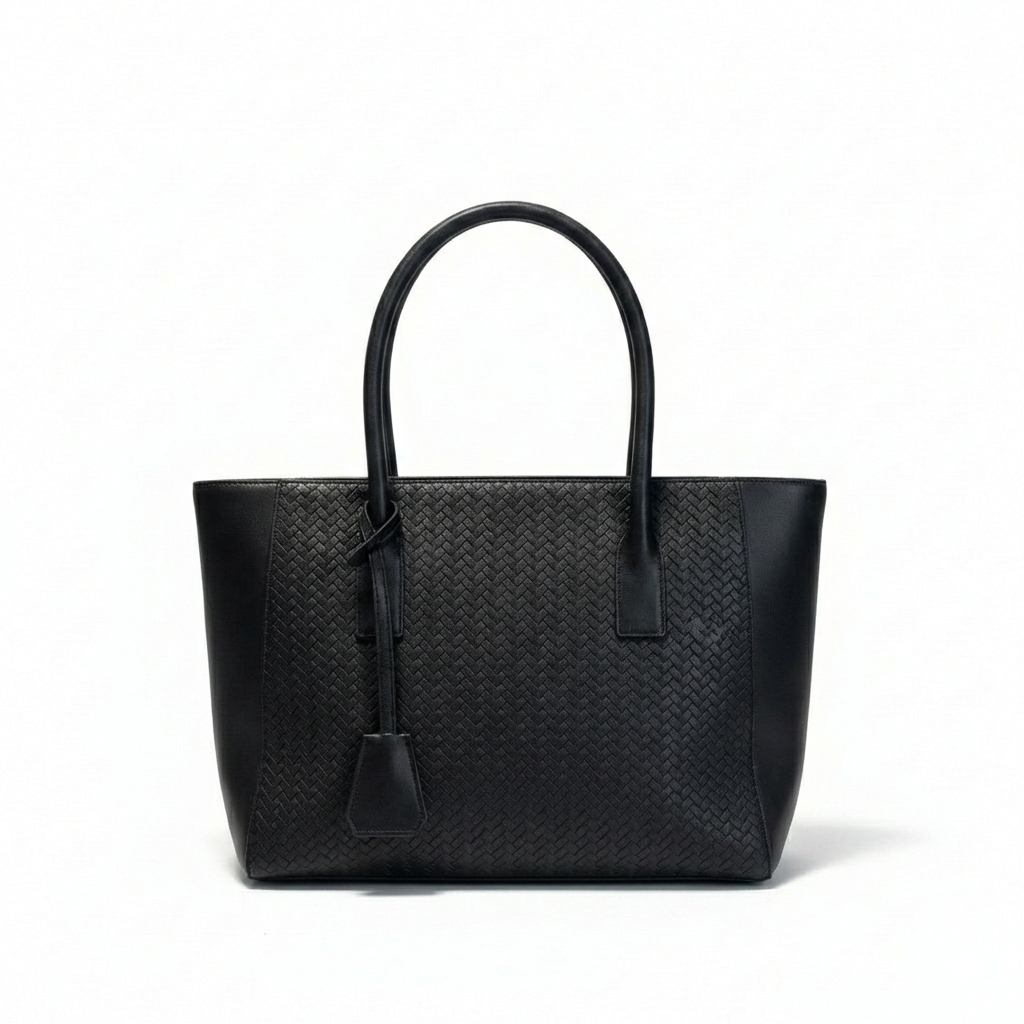 AUREA – Bolso grande tipo tote negro para uso diario