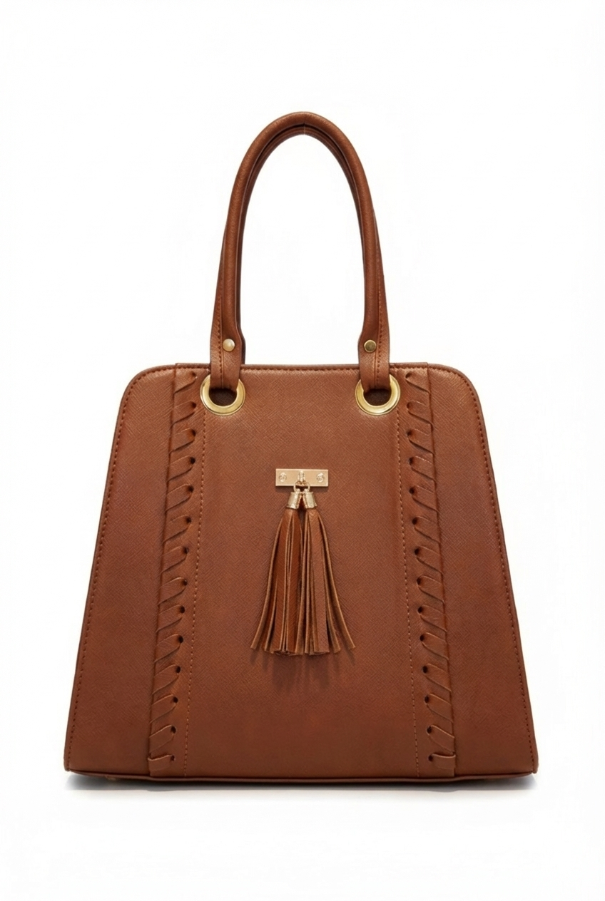 LUZ – Bolsa estructurada con borlas y aros dorados