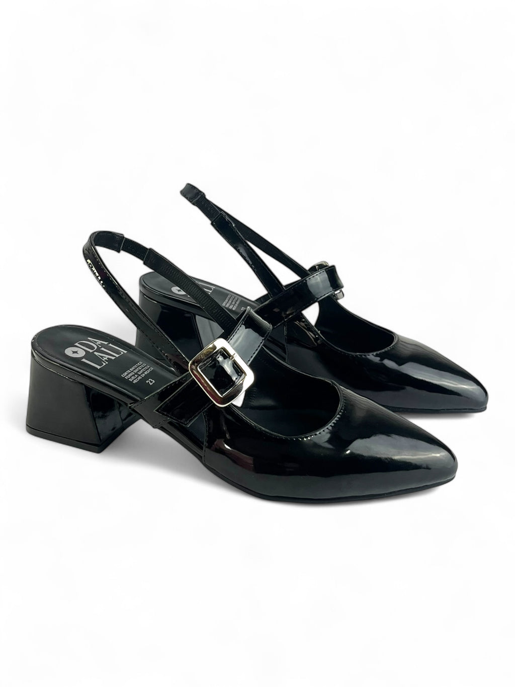 Mary Jane slingback charol beige con broche plateado y tacón bloque 3 cm, marca DALALI, tallas 23 a 26