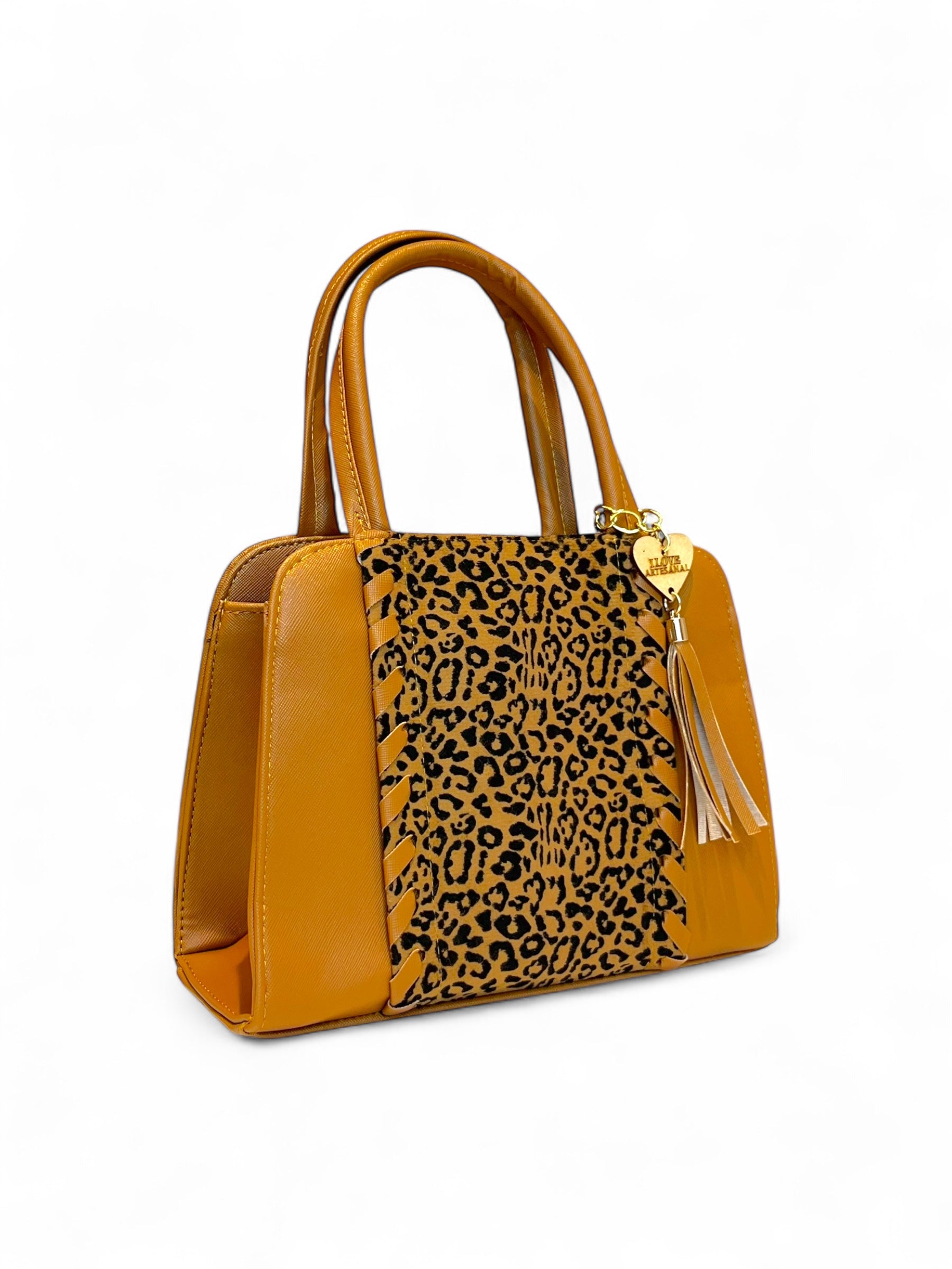 MÓNACO - Bolso mini elegante con textura cocodrilo y borla decorativa.