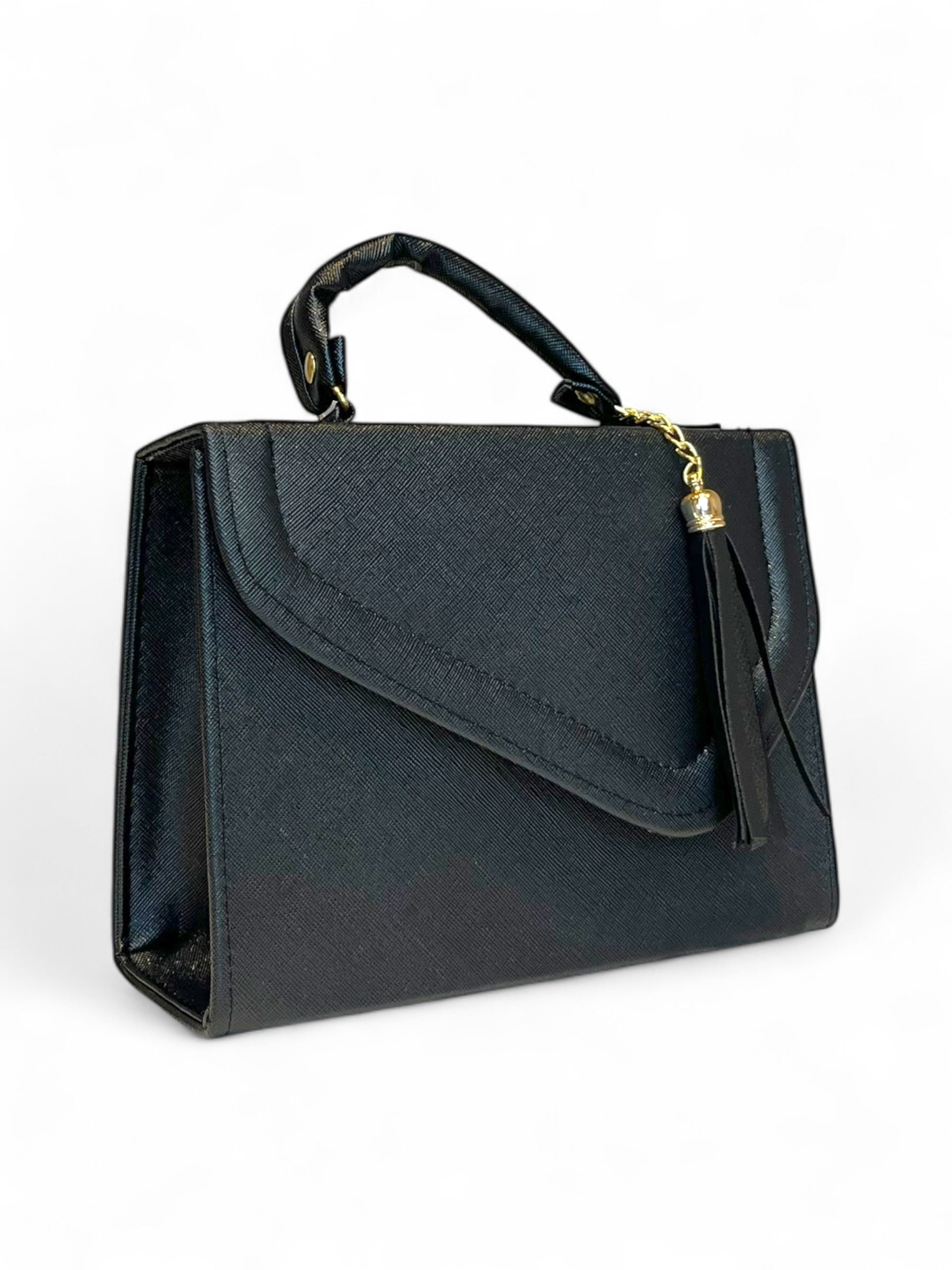 VIENA – Bolso mini crossbody acolchado con borla decorativa