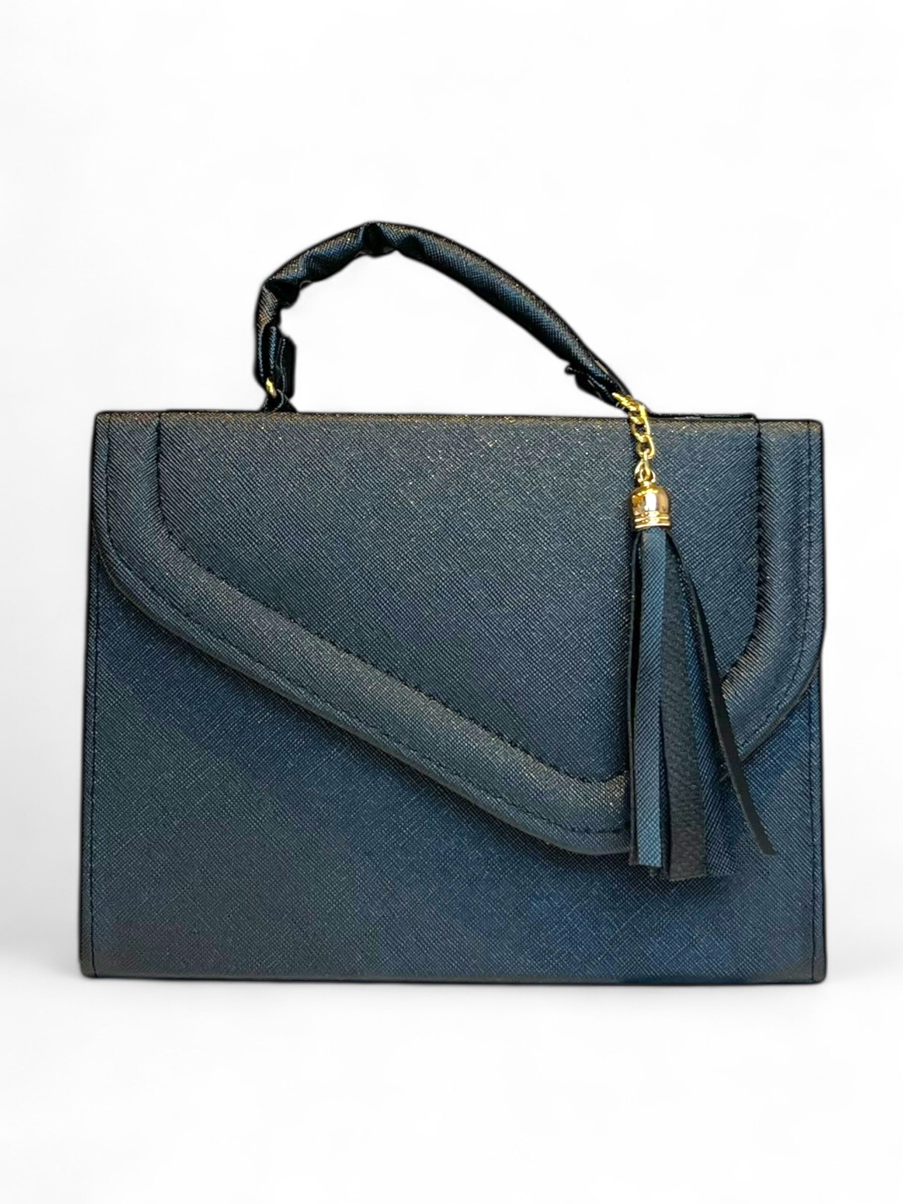 VIENA – Bolso mini crossbody acolchado con borla decorativa