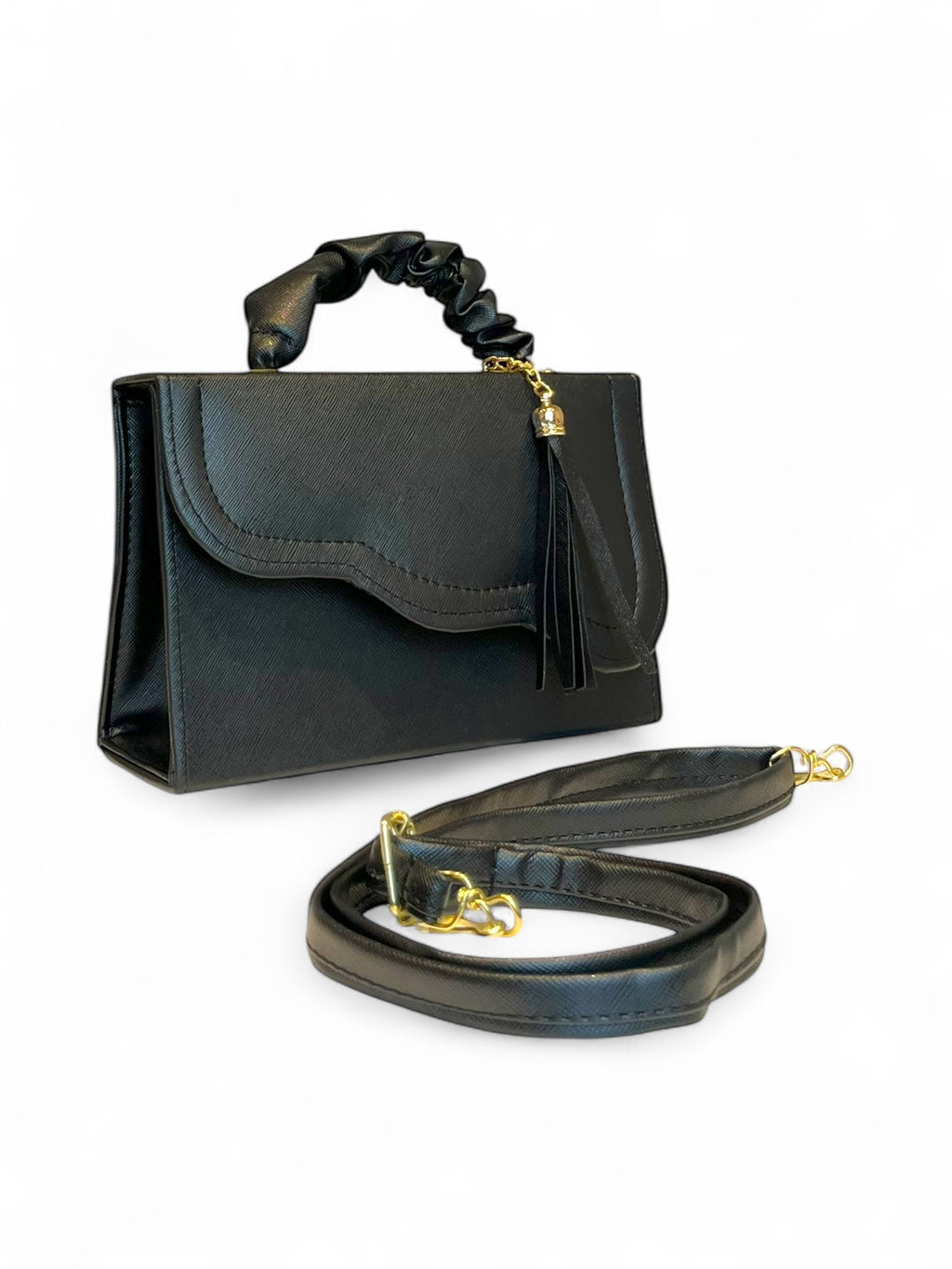 BALI – Bolso mini crossbody con asa trenzada y borla decorativa.