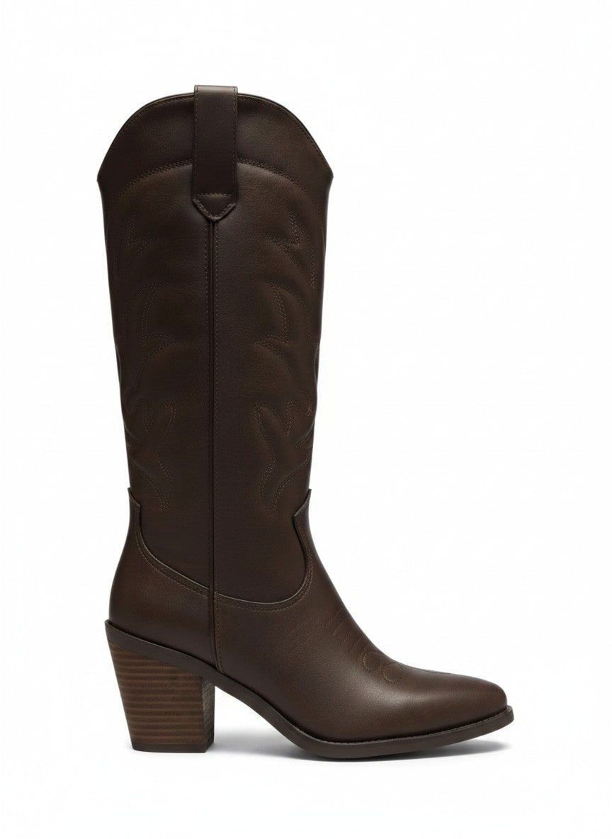 Bota vaquera chocolate caña alta con tacón bloque 7 cm y cierre lateral, marca DALALI, tallas 23 a 26