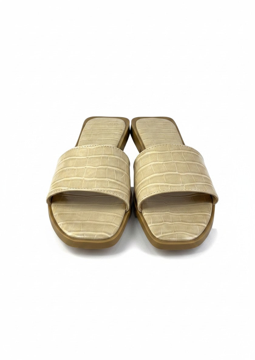 Sandalia piso textura cocodrilo beige una tira memory foam – MARCELA