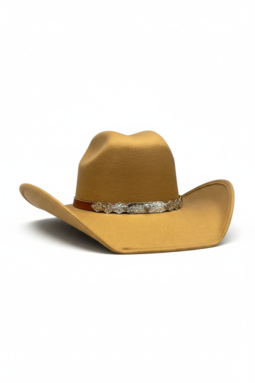 GOLDEN  – Texana cowboy vaquera