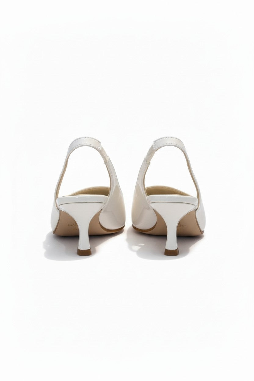 Zapatilla slingback charol negro punta fina con tacón stiletto 6 cm, marca DALALI, tallas 23 a 26
