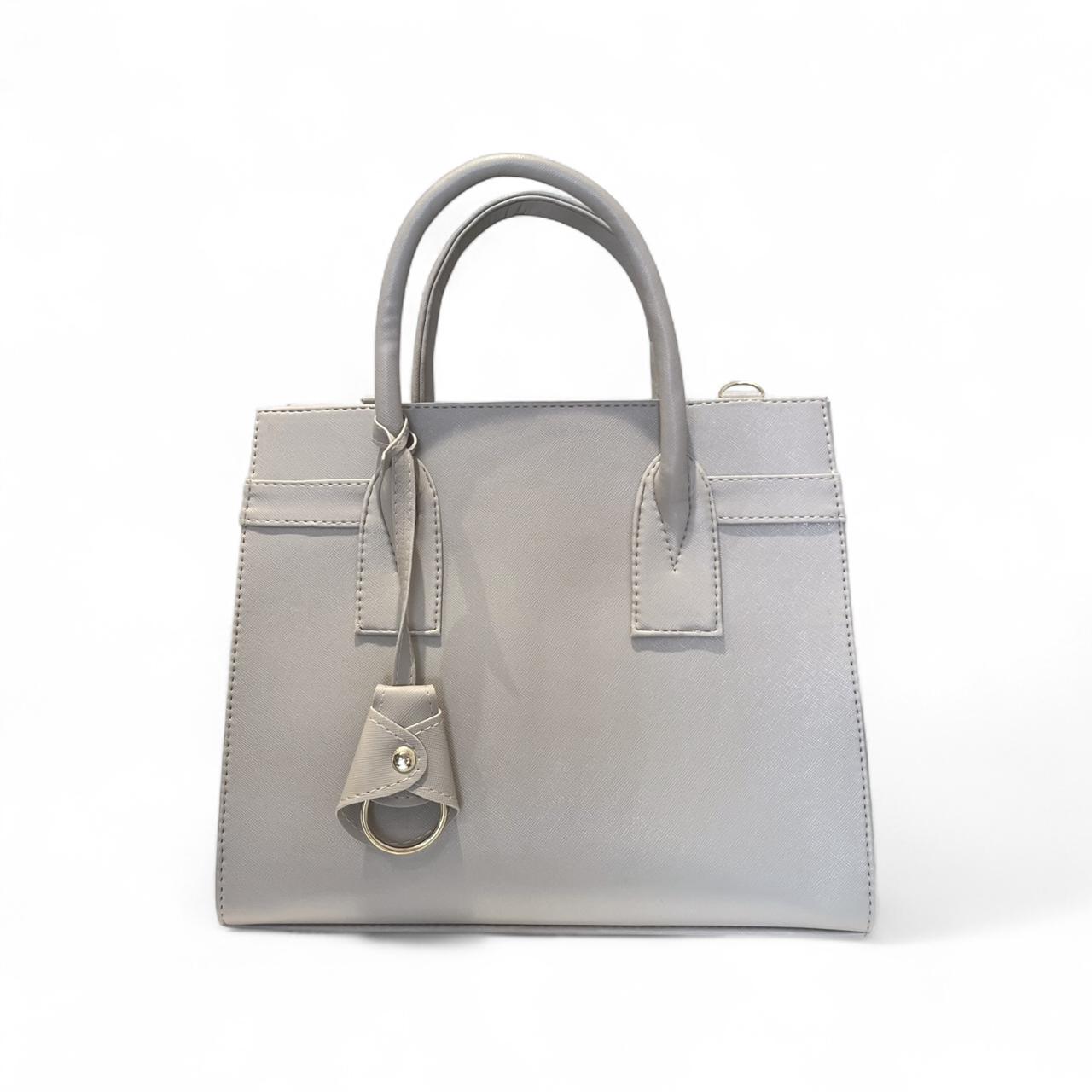 ZARAE - Bolsa Grande Estructurada  con Charm Decorativo