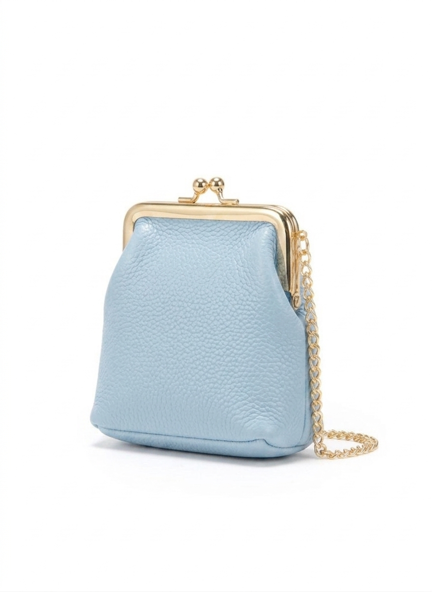Monedero mujer verde pistache con broche kiss lock dorado, cadena eslabonada y textura pebble – DALALI