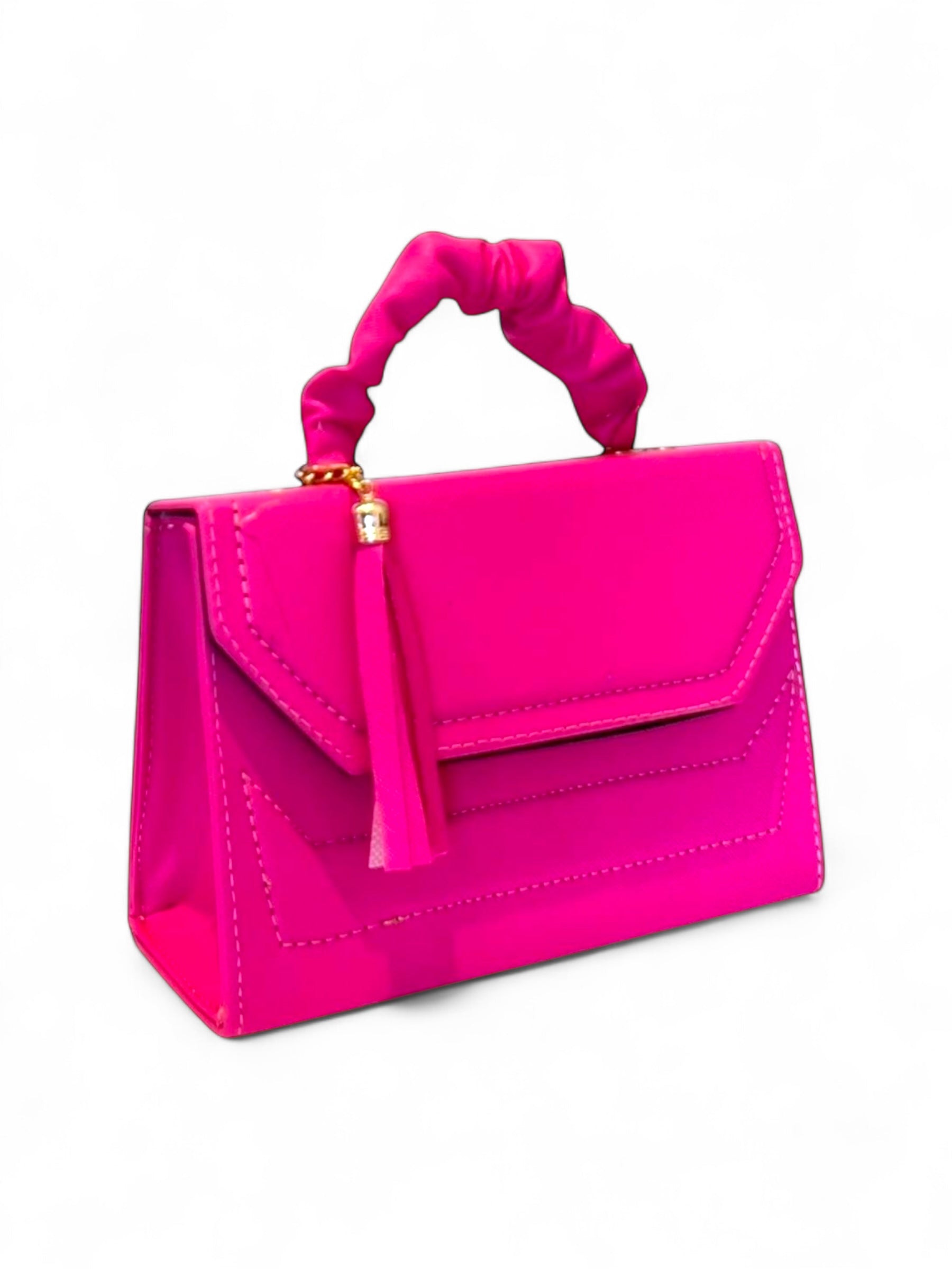 DALALI Bolsa mini tipo handbag con costuras decorativas y borla dorada – color fucsia vibrante.


