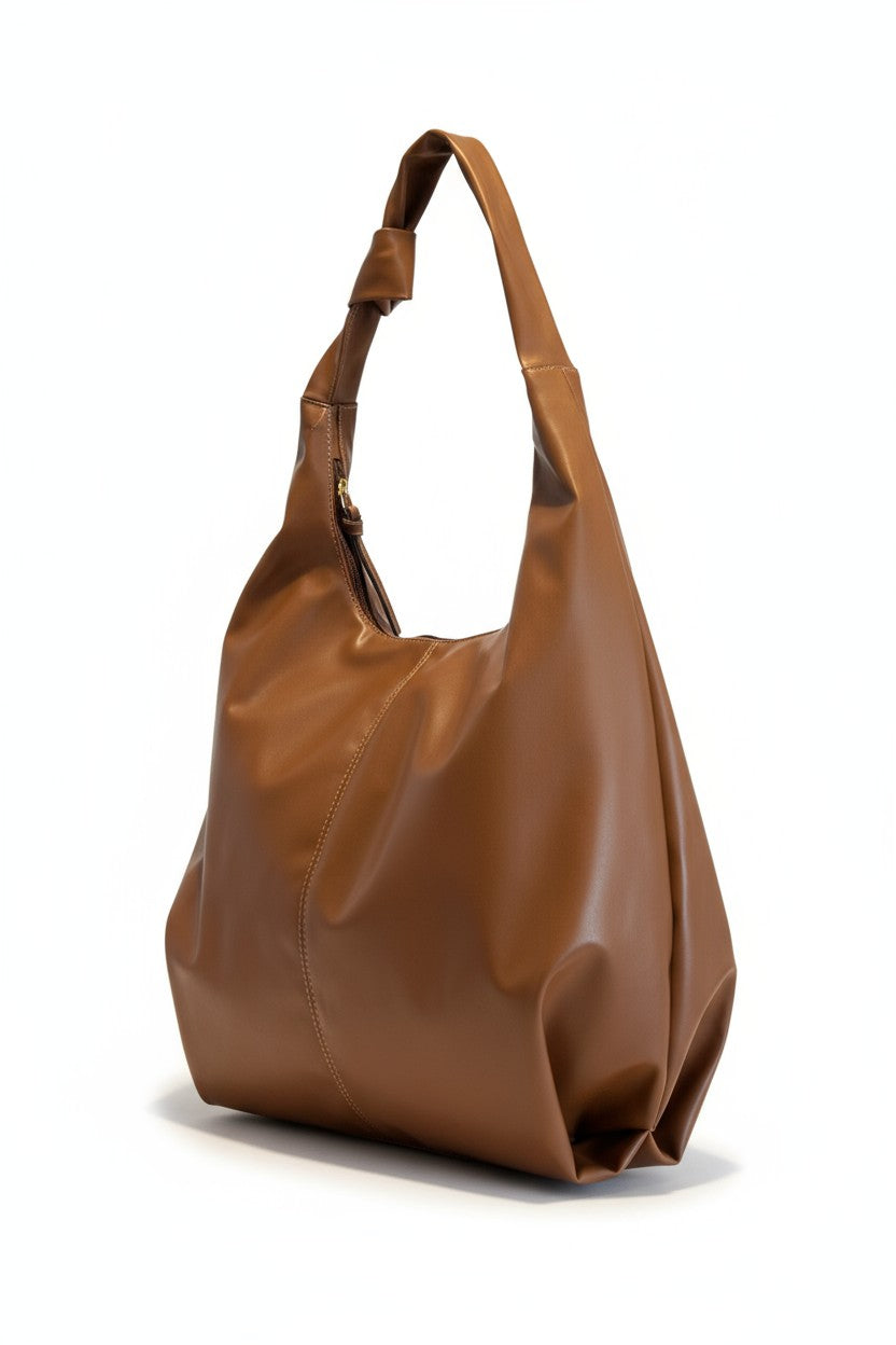 MAUI – Bolsa tipo hobo con asa anudada y diseño minimalista