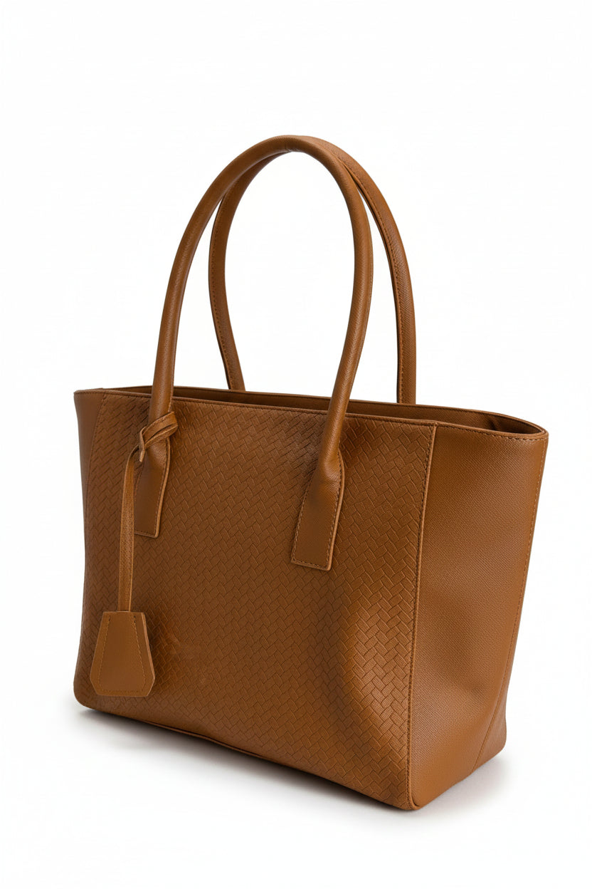 AUREA – Bolso grande tipo tote negro para uso diario