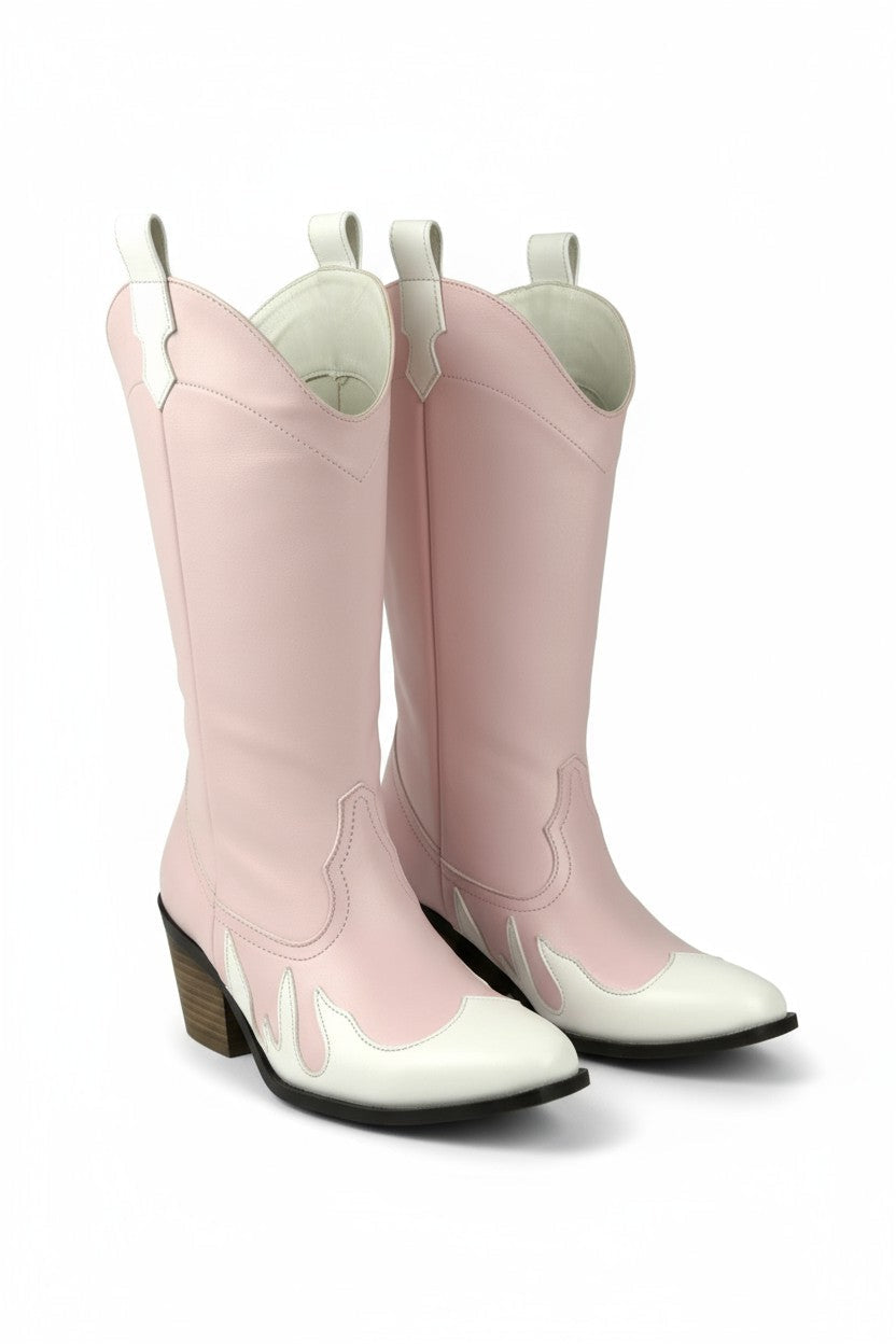 DULCE – Bota western color pastel con diseño flameado