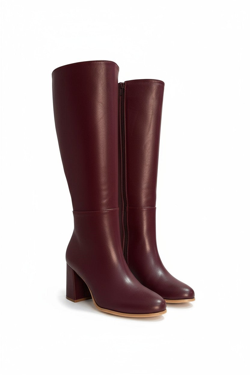 MÉRIDA – Bota alta con tacón, elegante y sofisticada