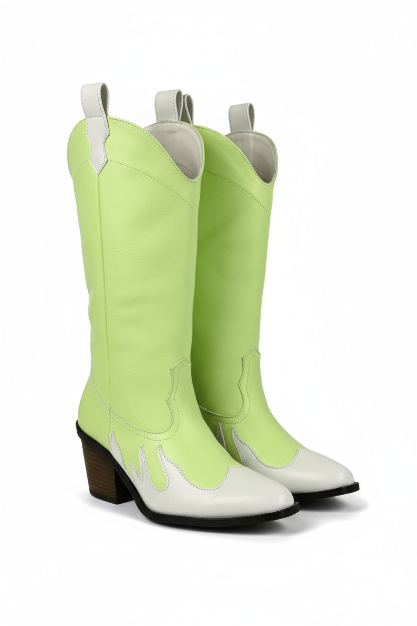 Bota vaquera rosa pastel bicolor con blanco, caña alta y tacón bloque 6.5 cm, marca DALALI, tallas 23 a 26