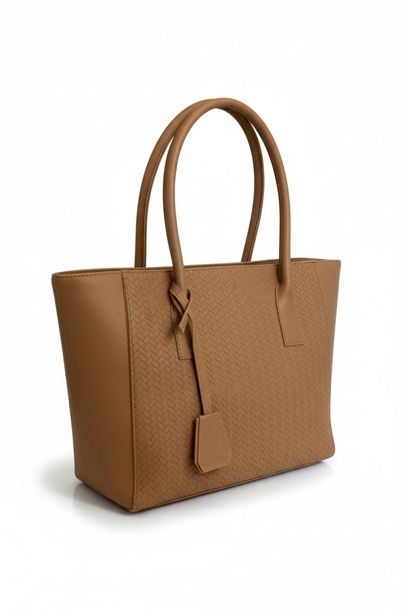 AUREA – Bolso grande tipo tote negro para uso diario