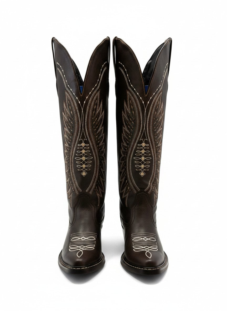 Bota vaquera con bordado  y tacón bloque 6 cm – DALALI 