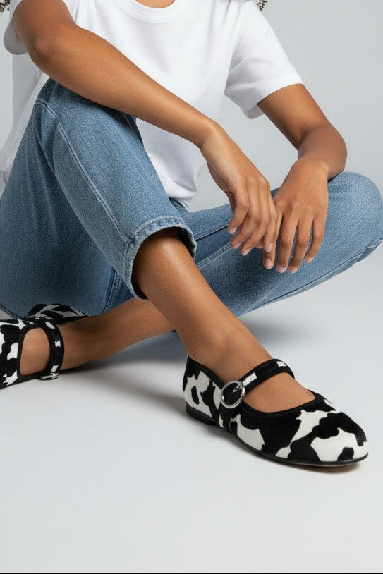 BALÍ – Zapato de piso estilo flat con estampado animal  print